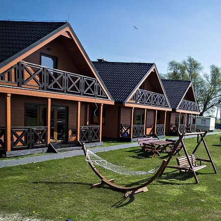 Sea View Holiday Home In Mielno With Balcony Exterior photo